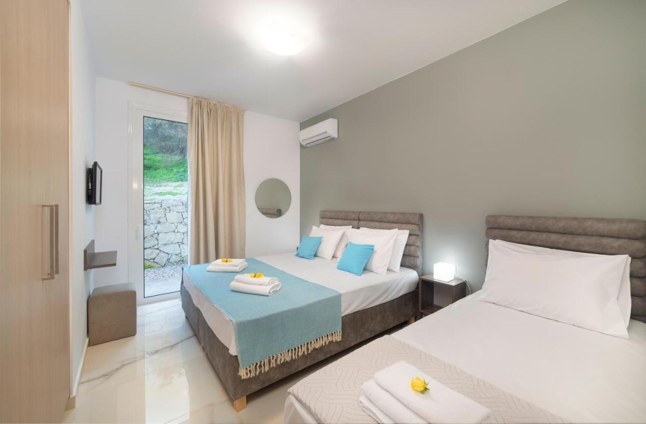 Costa Maris Villa *